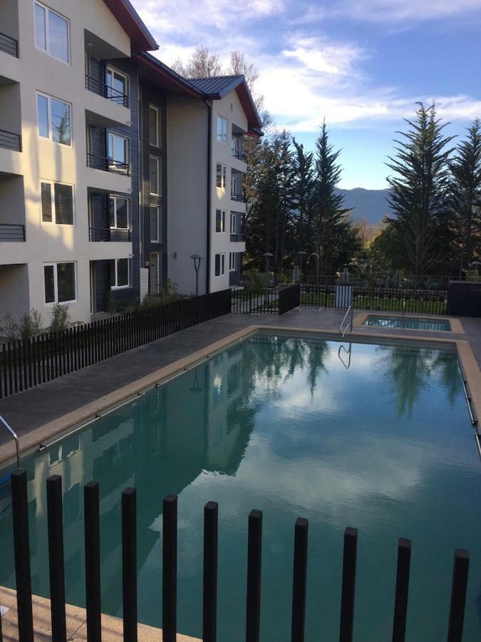פוקון Condominio Robles Camino Al Volcan מראה חיצוני תמונה