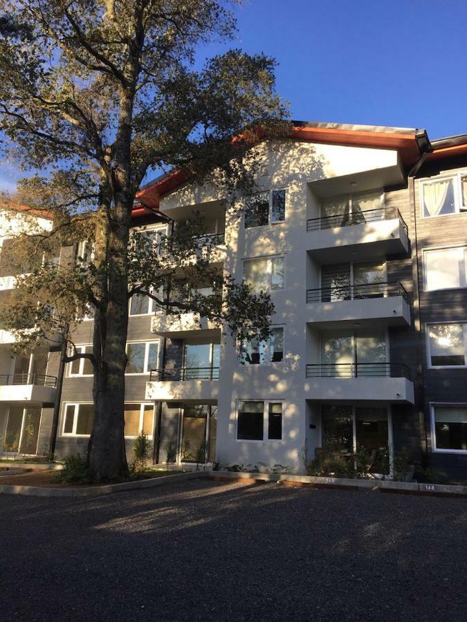 פוקון Condominio Robles Camino Al Volcan מראה חיצוני תמונה